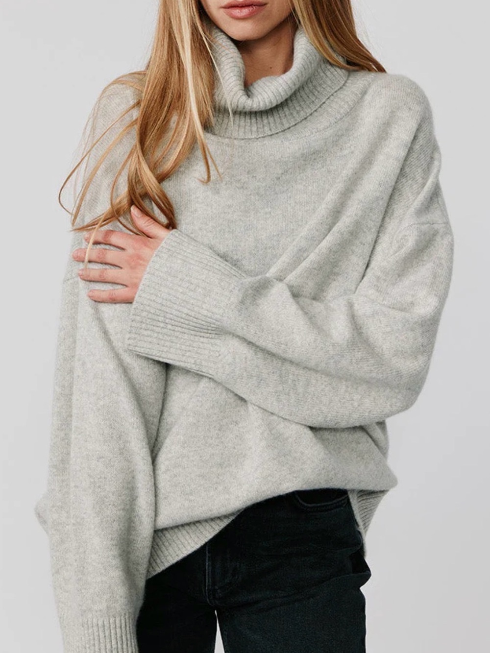 Abercrombie & Fitch Light Gray Turtleneck Cozy Women's Sweater